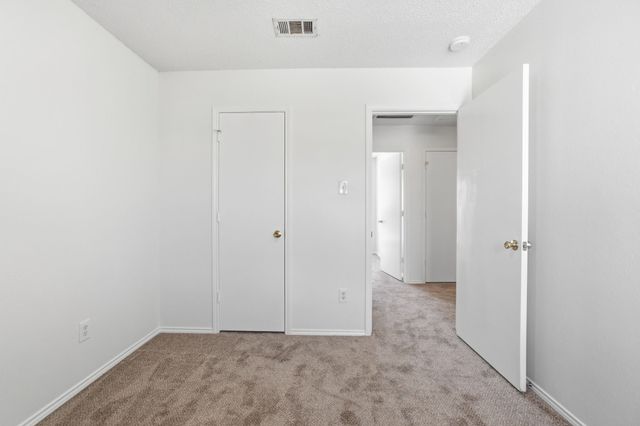 1535 Forest Creek Circle, Mesquite, TX 75149