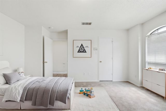 1535 Forest Creek Circle, Mesquite, TX 75149