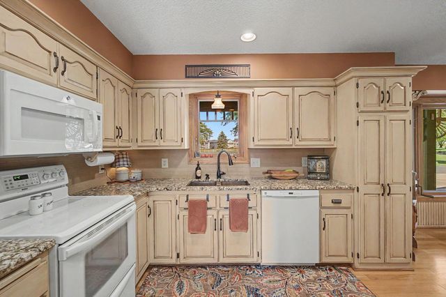 9561 45th Street NE, Saint Michael, MN 55376
