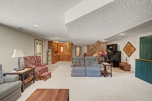 9561 45th Street NE, Saint Michael, MN 55376