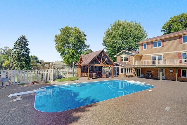 9561 45th Street NE, Saint Michael, MN 55376