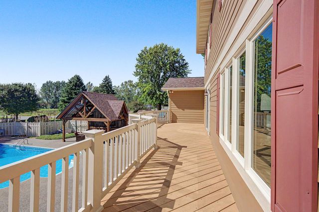9561 45th Street NE, Saint Michael, MN 55376