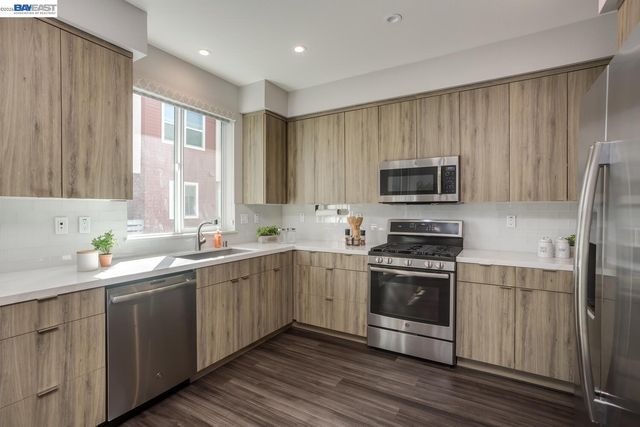 415 Santo Domingo Terrace, Sunnyvale, CA 94085