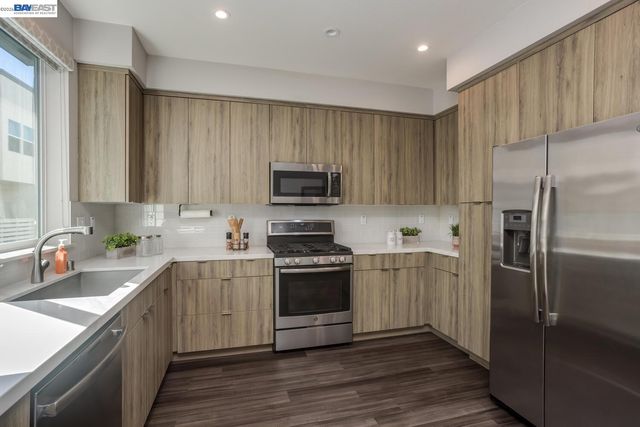 415 Santo Domingo Terrace, Sunnyvale, CA 94085