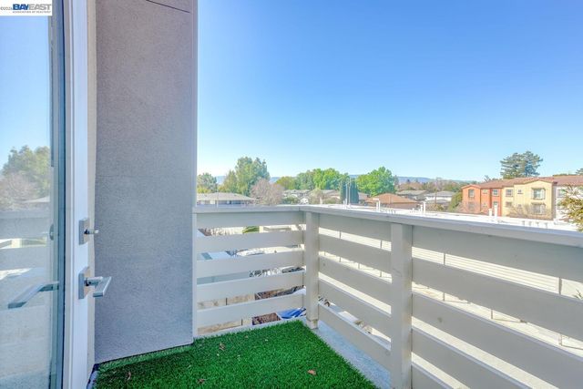 415 Santo Domingo Terrace, Sunnyvale, CA 94085