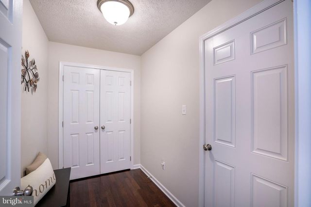 1734 WOODLEDGE DR, State College, PA 16803