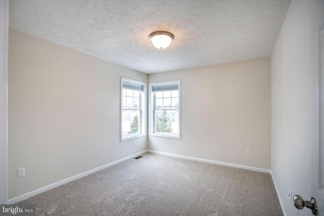 1734 WOODLEDGE DR, State College, PA 16803