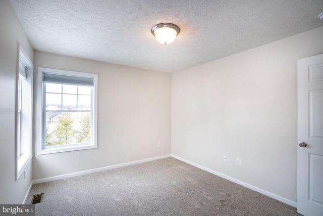 1734 WOODLEDGE DR, State College, PA 16803