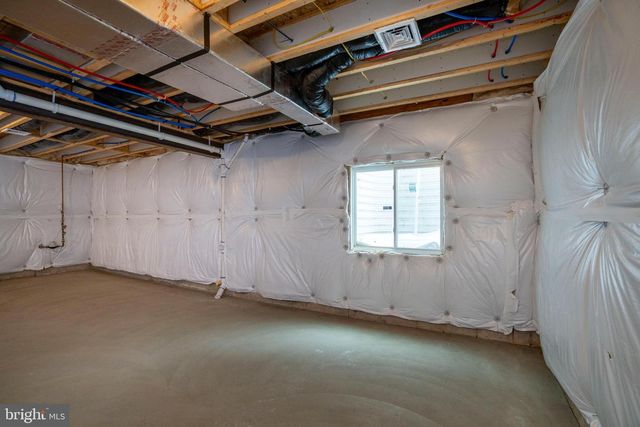 1734 WOODLEDGE DR, State College, PA 16803