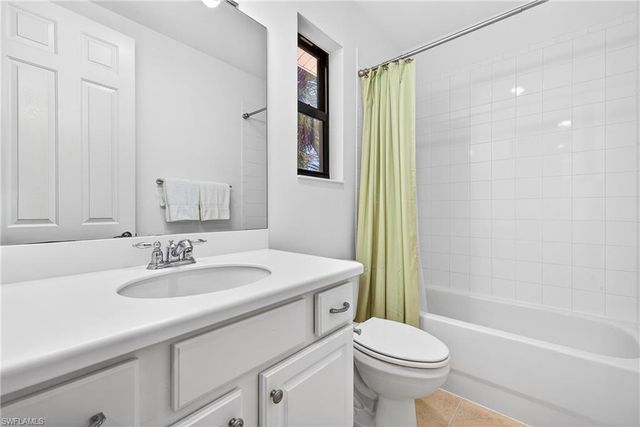 1248 Manado DR, Naples, FL 34113