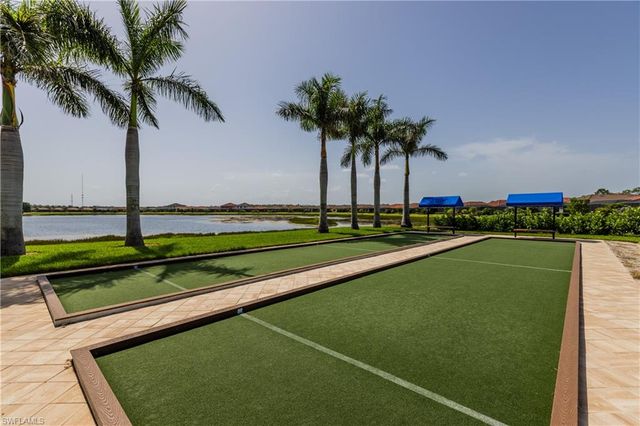 1248 Manado DR, Naples, FL 34113