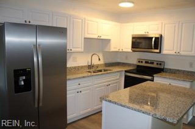 6 Harrower CT, Portsmouth, VA 23701