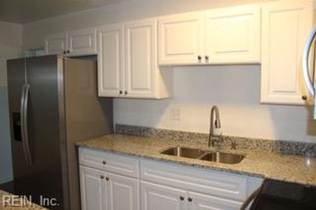 6 Harrower CT, Portsmouth, VA 23701