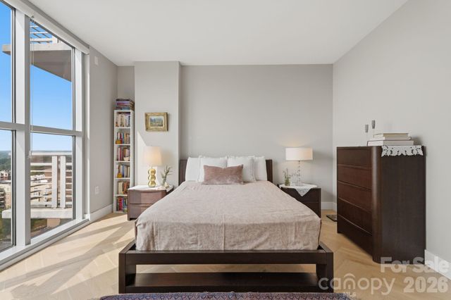 333 W Trade Street 1306, Charlotte, NC 28202