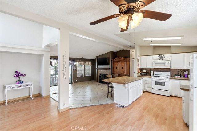 13691 Gavina Avenue 595, Sylmar, CA 91342
