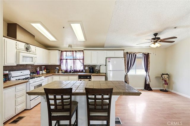 13691 Gavina Avenue 595, Sylmar, CA 91342