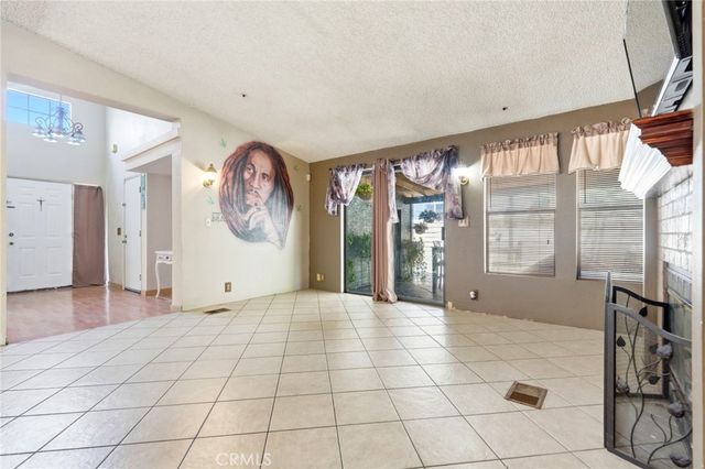 13691 Gavina Avenue 595, Sylmar, CA 91342