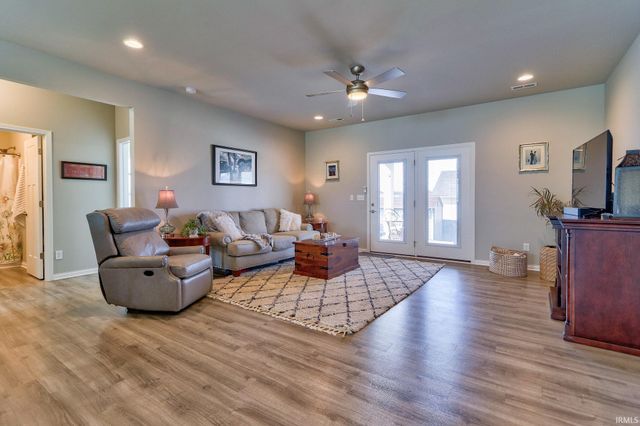 11400 Yerkes Drive, Evansville, IN 47725