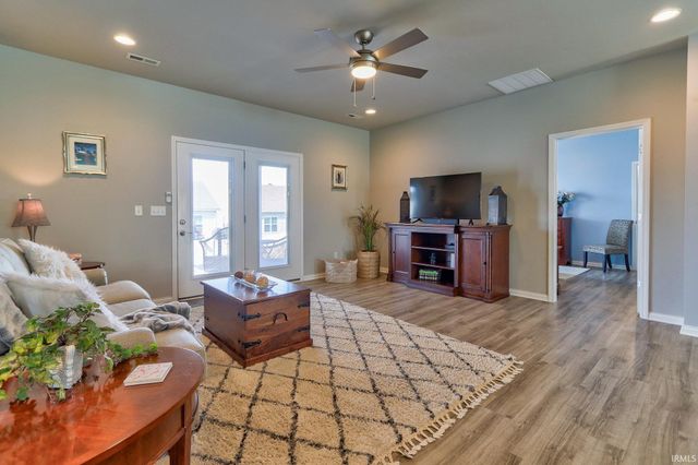 11400 Yerkes Drive, Evansville, IN 47725