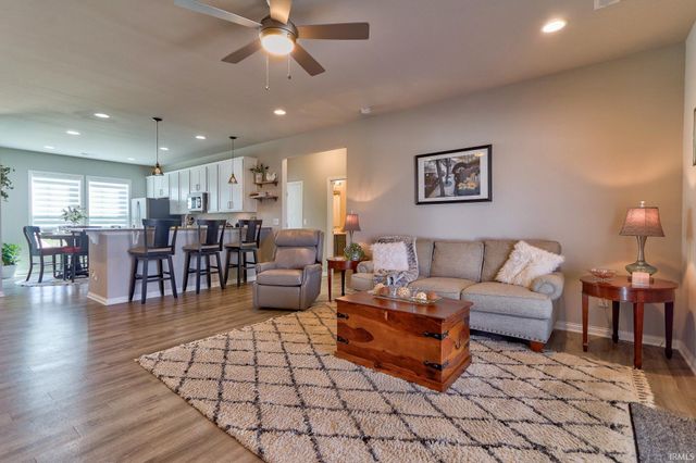 11400 Yerkes Drive, Evansville, IN 47725