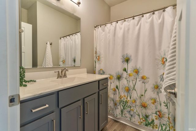 11400 Yerkes Drive, Evansville, IN 47725