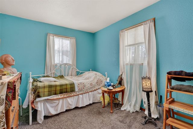 75 Taylor Avenue, Battle Creek, MI 49037