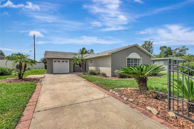1713 CARNEGIE CIRCLE, Tampa, FL 33619