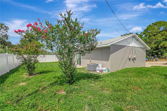 1713 CARNEGIE CIRCLE, Tampa, FL 33619