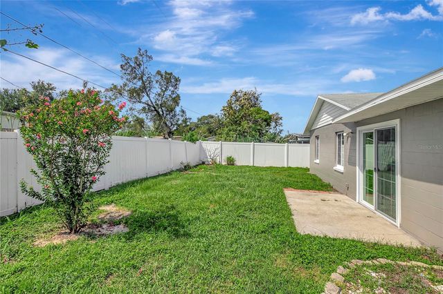 1713 CARNEGIE CIRCLE, Tampa, FL 33619