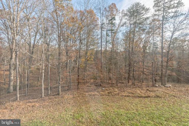 7599 SECRETARYS SAND RD, Schuyler, VA 22969