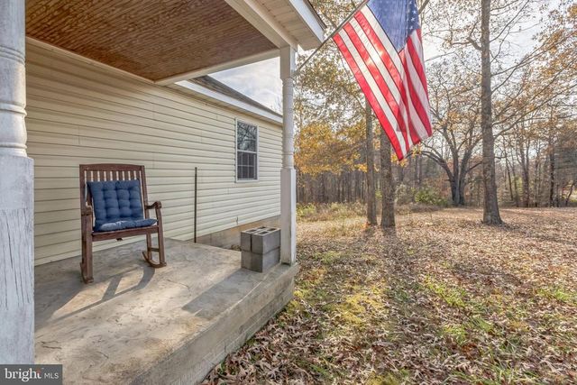 7599 SECRETARYS SAND RD, Schuyler, VA 22969