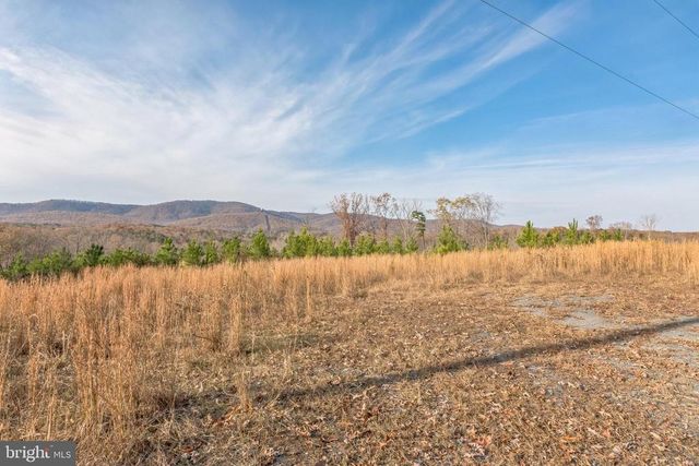 7599 SECRETARYS SAND RD, Schuyler, VA 22969