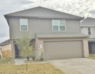 10118 10118 Drive, Houston, TX 77044