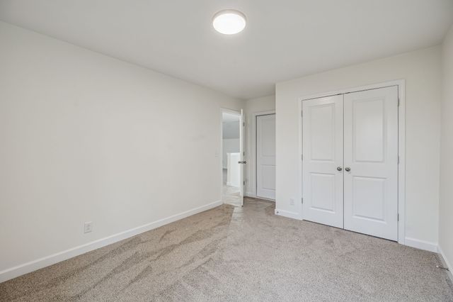 560 Oak Glen Dr, Smithville, TN 37166