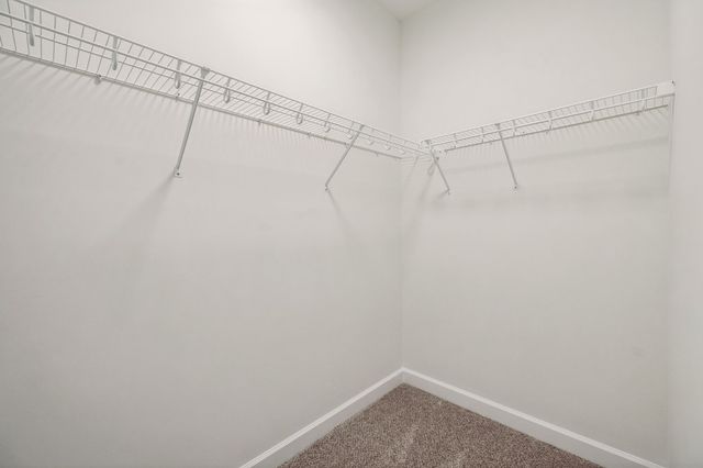 560 Oak Glen Dr, Smithville, TN 37166