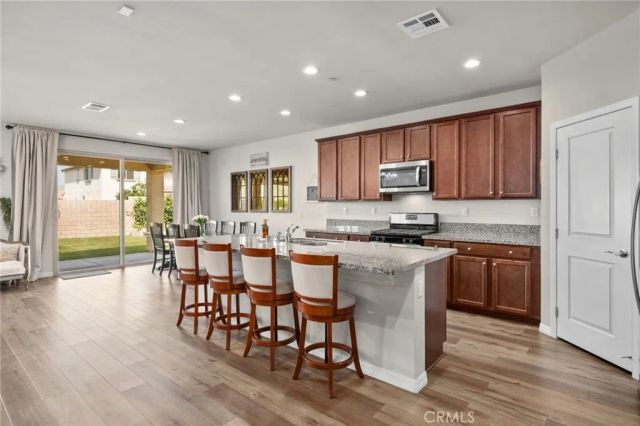 7808 Arosia, Fontana, CA 92336