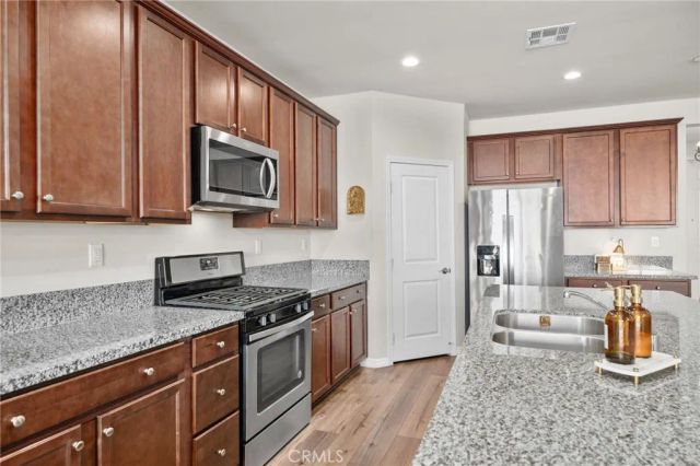 7808 Arosia, Fontana, CA 92336