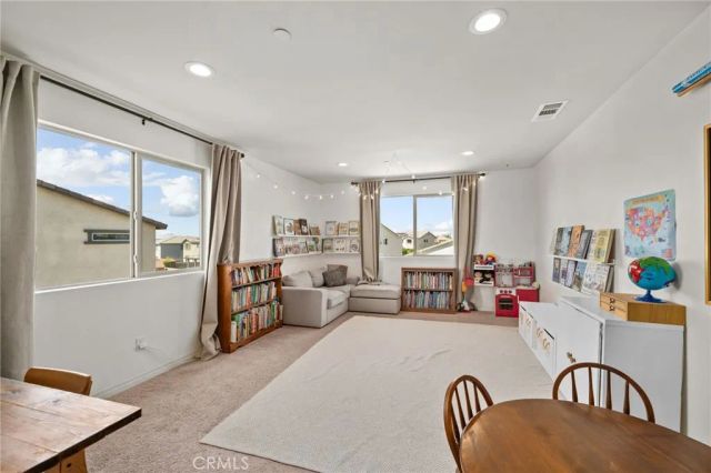7808 Arosia, Fontana, CA 92336