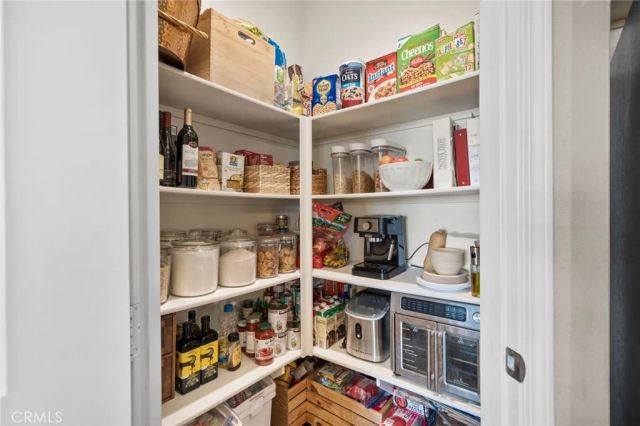 7808 Arosia, Fontana, CA 92336