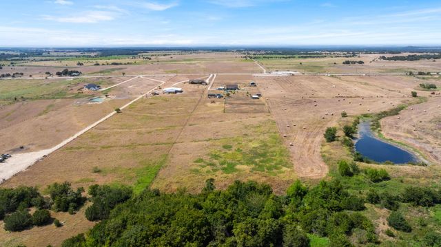 3083 HWY 138, Florence, TX 76527