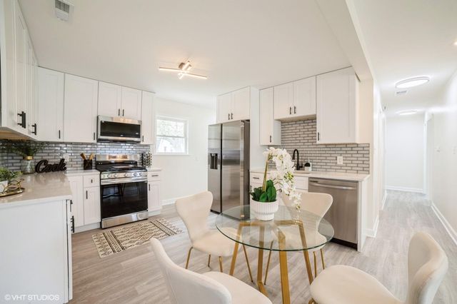 1132 Hamilton Place, Gary, IN 46403