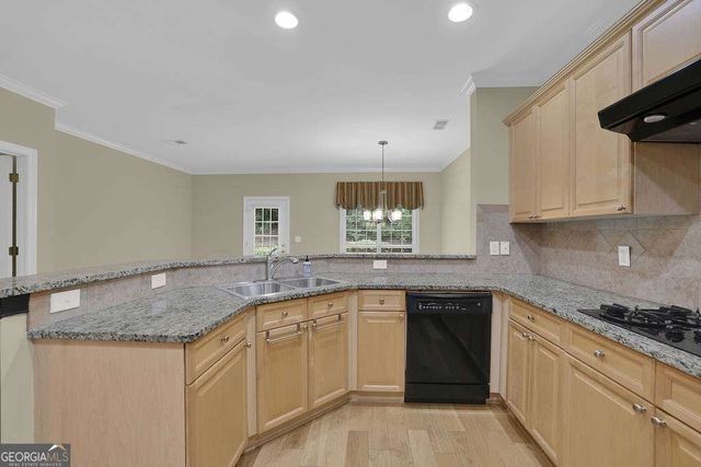 3003 Sterling Court, Roswell, GA 30075