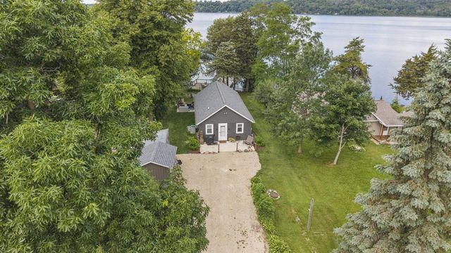 N2997 E Little Green Road, Markesan, WI 53946
