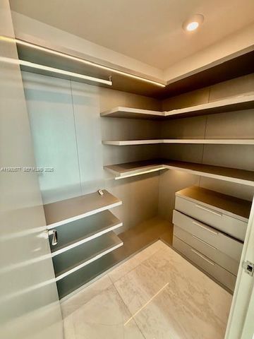 16901 Collins Ave 1202, Sunny Isles Beach, FL 33160