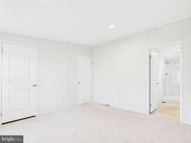 119 CHESTNUT HILL DR, York, PA 17408