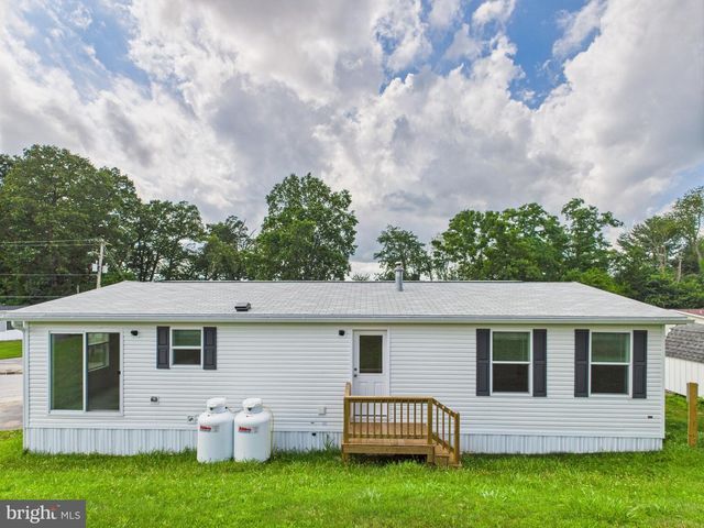 119 CHESTNUT HILL DR, York, PA 17408