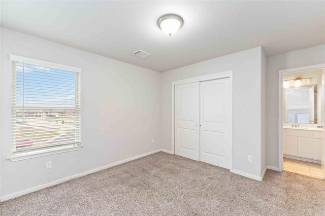 7002 Victorville Drive, Rosharon, TX 77583