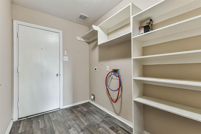 2746 Trinity Glen Lane, Houston, TX 77047