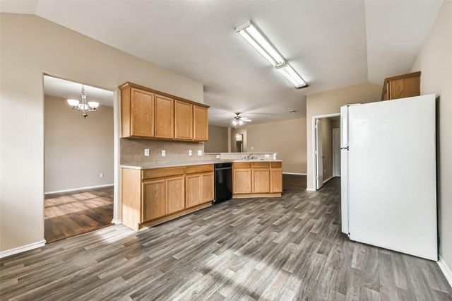 2746 Trinity Glen Lane, Houston, TX 77047