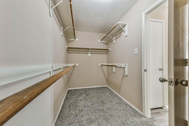 2746 Trinity Glen Lane, Houston, TX 77047